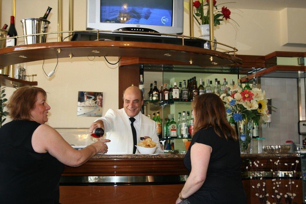 Hotel Royal Bosa Extérieur photo