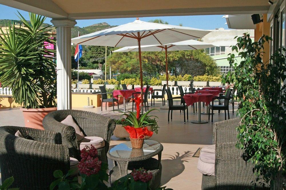 Hotel Royal Bosa Extérieur photo