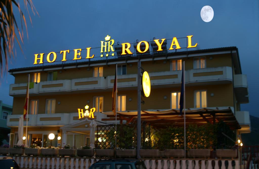 Hotel Royal Bosa Extérieur photo